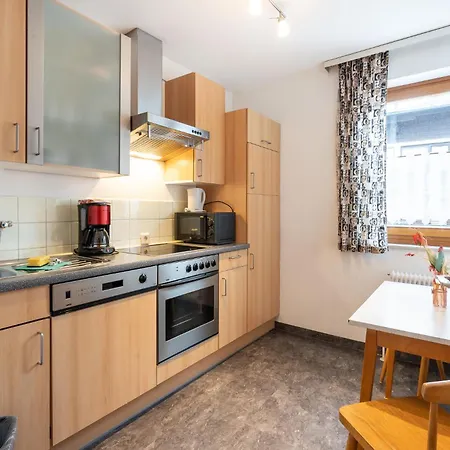 아파트 Kaprun Apartments