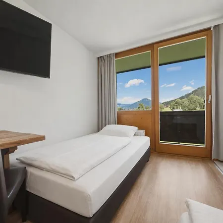Kaprun Apartments Apartman