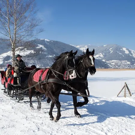 Kaprun Apartments Apartamento